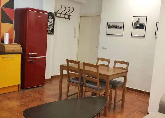 Alojamiento Mercado De Abastos